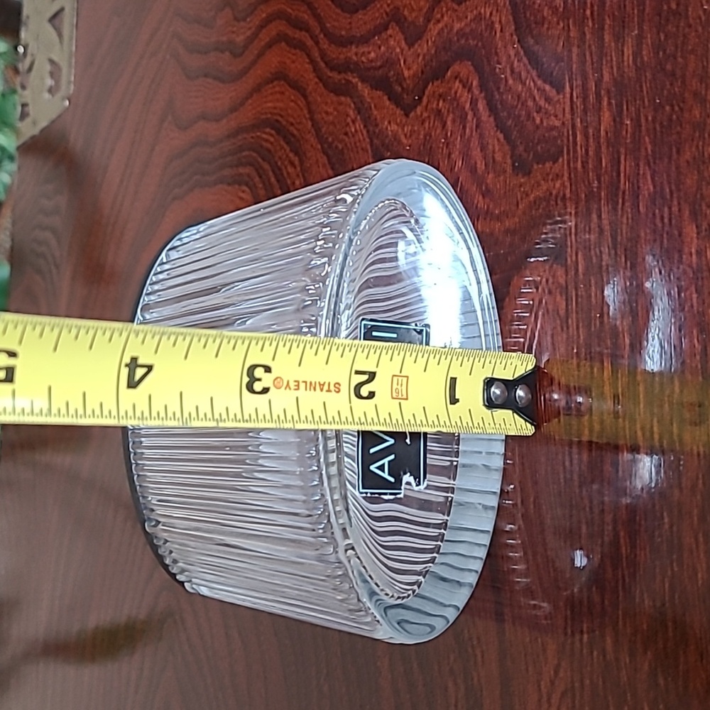 Avanti Ribbed Toothbrush/Toothpaste Holder - Picture 8 of 8
